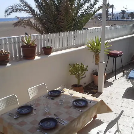 Mela Villa *