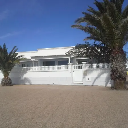 Mela Villa